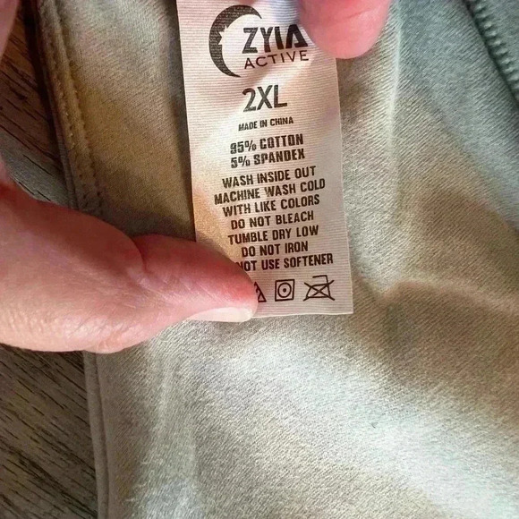 ZYIA Muted Mint Adjustable Relaxation Bra size 2XL - Picture 10 of 10